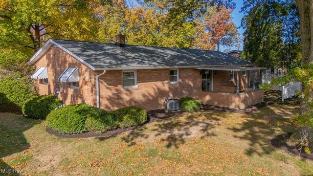 1804 Jackson Avenue NW, Massillon, OH 44646