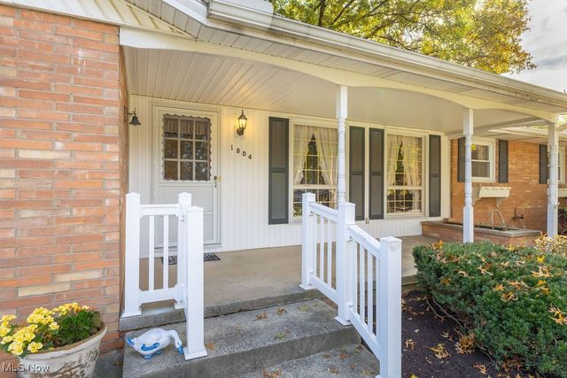 1804 Jackson Avenue NW, Massillon, OH 44646