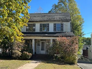 30 Walnut Ave, Millburn Twp., NJ 07041