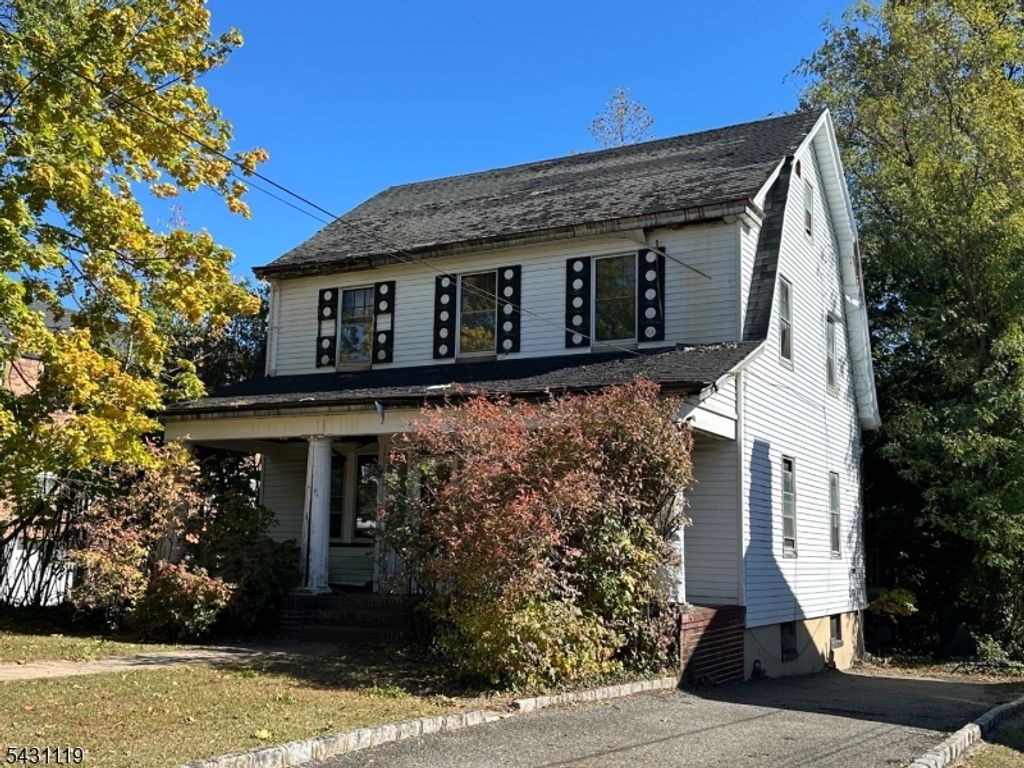 30 Walnut Ave, Millburn Twp., NJ 07041 — photo 2
