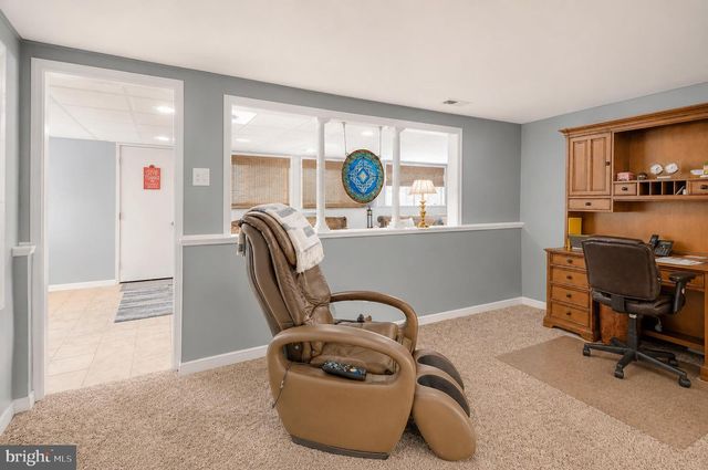 103 BARCLAY DR, Blackwood, NJ 08012