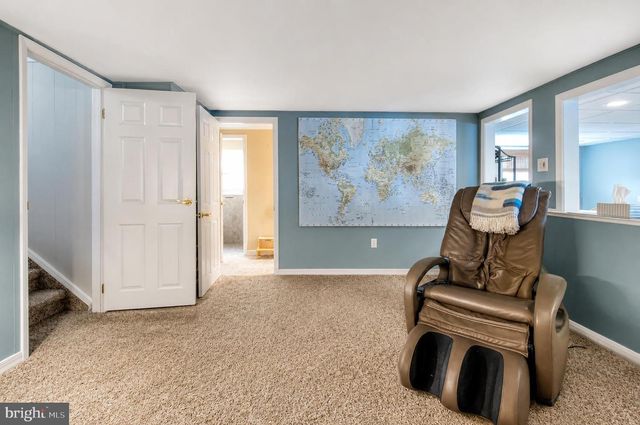 103 BARCLAY DR, Blackwood, NJ 08012