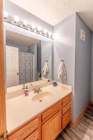 1586 Woodlynn Avenue 2, Maplewood, MN 55109