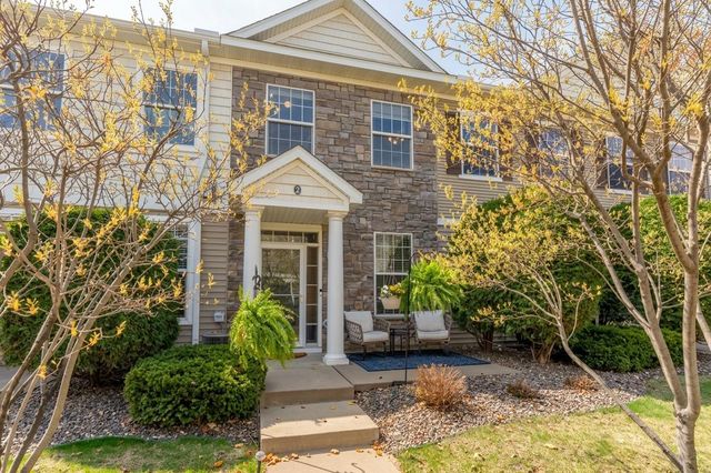 1586 Woodlynn Avenue 2, Maplewood, MN 55109