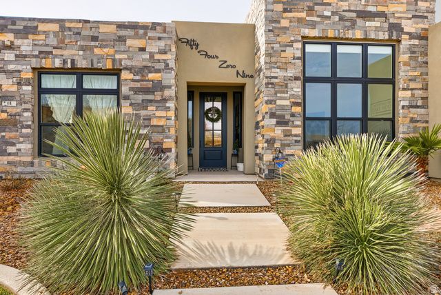 5409 W COPPER CLIFFS WAY, Hurricane, UT 84737