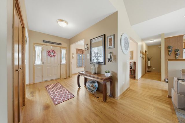 10400 Emerald Avenue, Orland Park, IL 60467