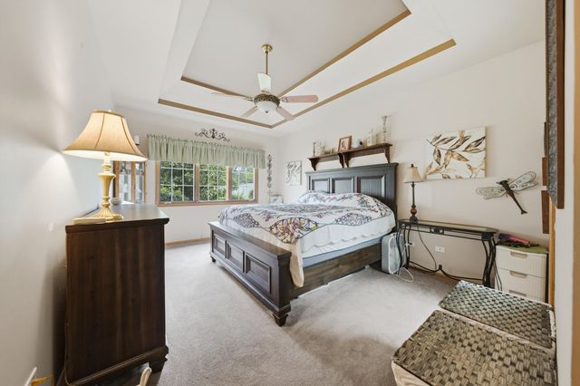 10400 Emerald Avenue, Orland Park, IL 60467