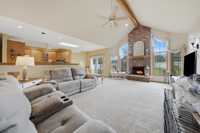 10400 Emerald Avenue, Orland Park, IL 60467