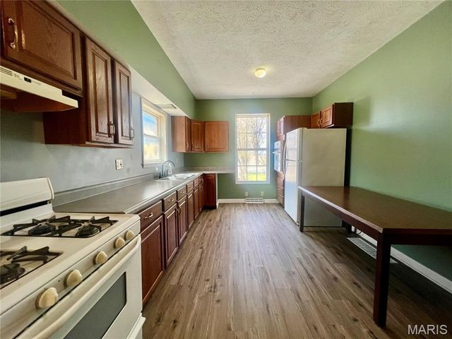 718 State Street Front and Back units, East Carondelet, IL 62240