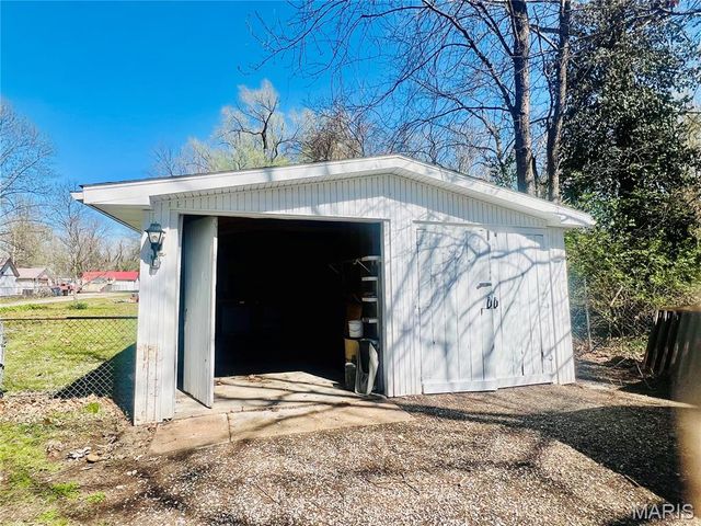 718 State Street Front and Back units, East Carondelet, IL 62240