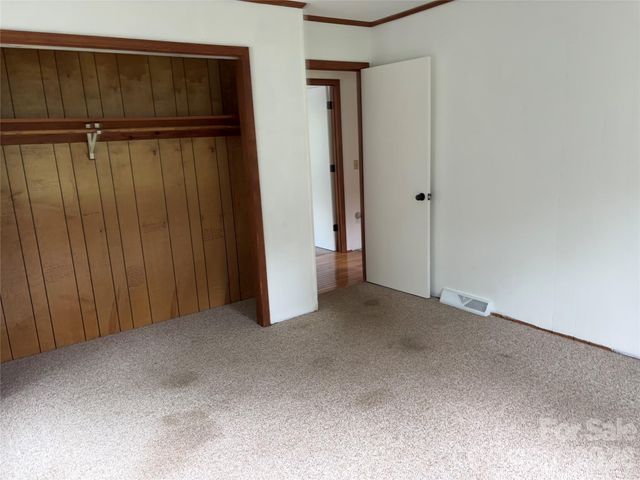86 Jack Sullins Road, Spruce Pine, NC 28777