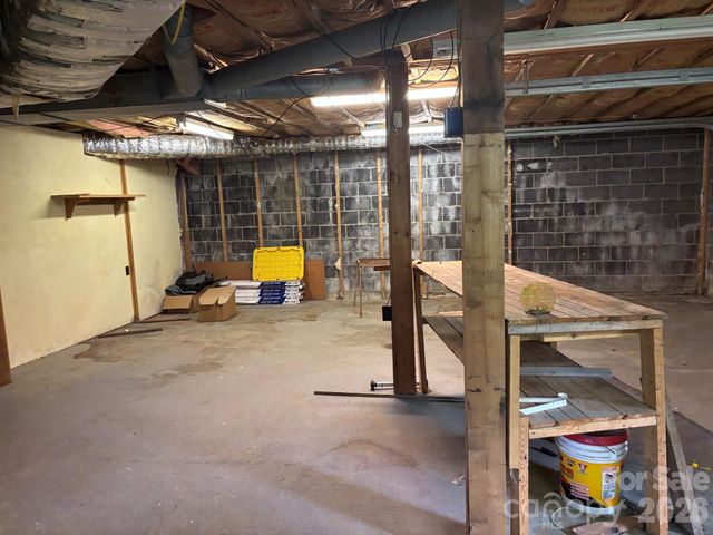 86 Jack Sullins Road, Spruce Pine, NC 28777