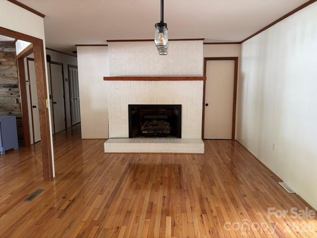 86 Jack Sullins Road, Spruce Pine, NC 28777