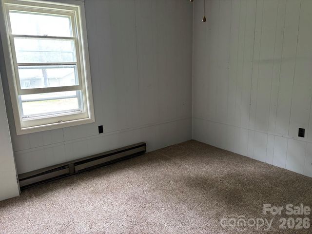 86 Jack Sullins Road, Spruce Pine, NC 28777