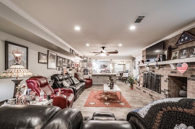 3600 Autumn Lane, Baytown, TX 77521