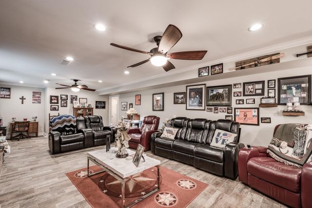 3600 Autumn Lane, Baytown, TX 77521