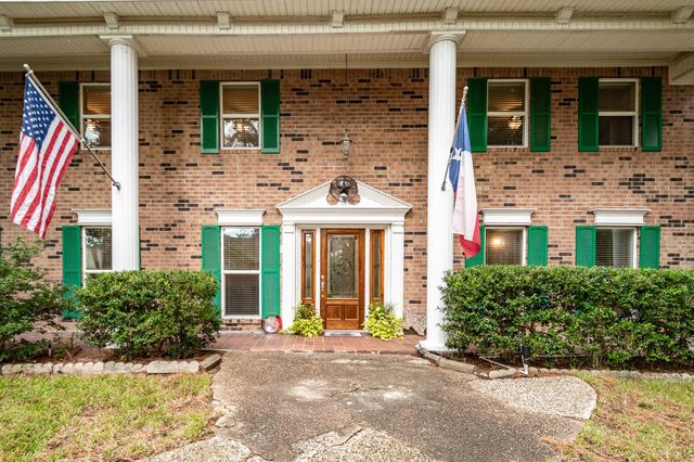 3600 Autumn Lane, Baytown, TX 77521