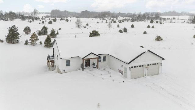 364 Godsway, Traverse City, MI 49696