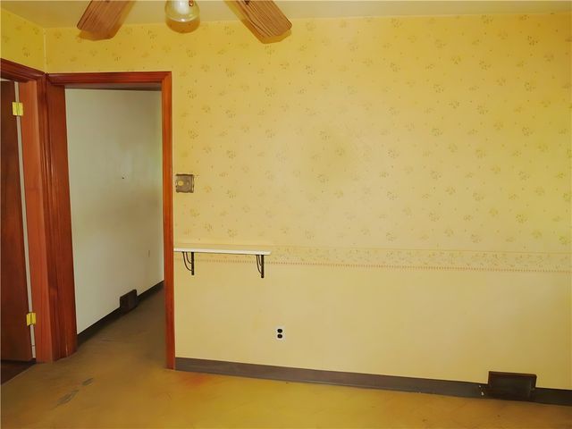 545 Park Ave, Monongahela, PA 15063