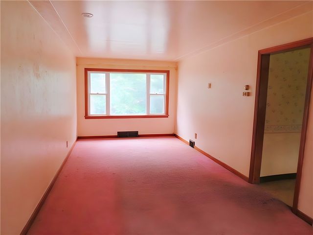 545 Park Ave, Monongahela, PA 15063