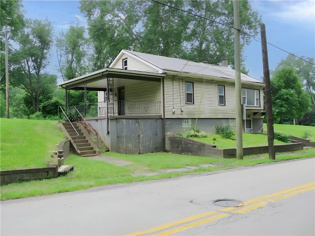 545 Park Ave, Monongahela, PA 15063