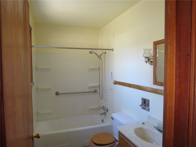 545 Park Ave, Monongahela, PA 15063