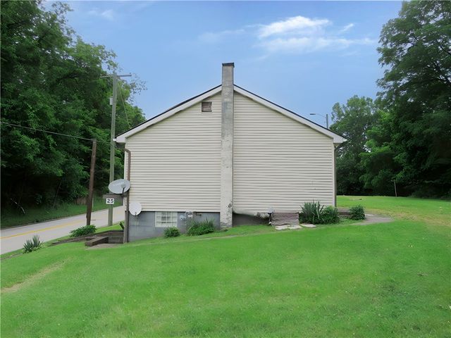 545 Park Ave, Monongahela, PA 15063