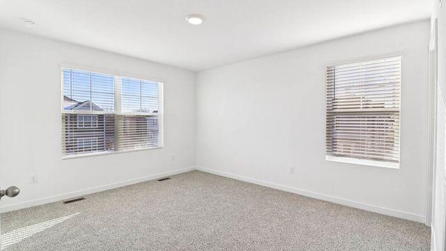 2038 Yellowstone Boulevard, Mundelein, IL 60060