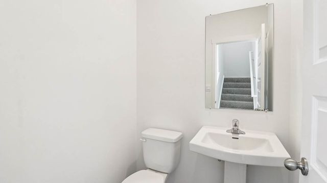 2038 Yellowstone Boulevard, Mundelein, IL 60060