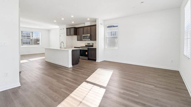 2038 Yellowstone Boulevard, Mundelein, IL 60060