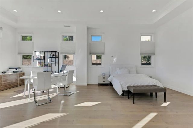 19858 Longhorn Drive, Chatsworth, CA 91311
