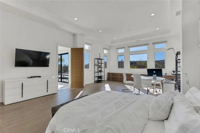19858 Longhorn Drive, Chatsworth, CA 91311