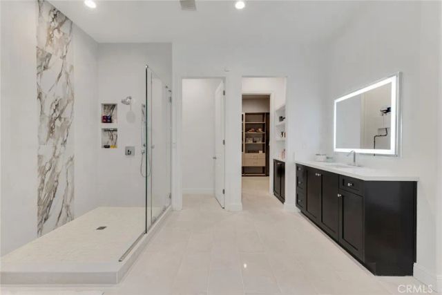 19858 Longhorn Drive, Chatsworth, CA 91311