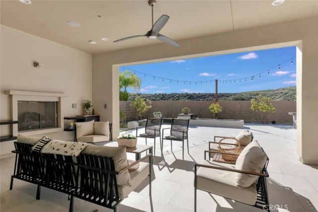 19858 Longhorn Drive, Chatsworth, CA 91311