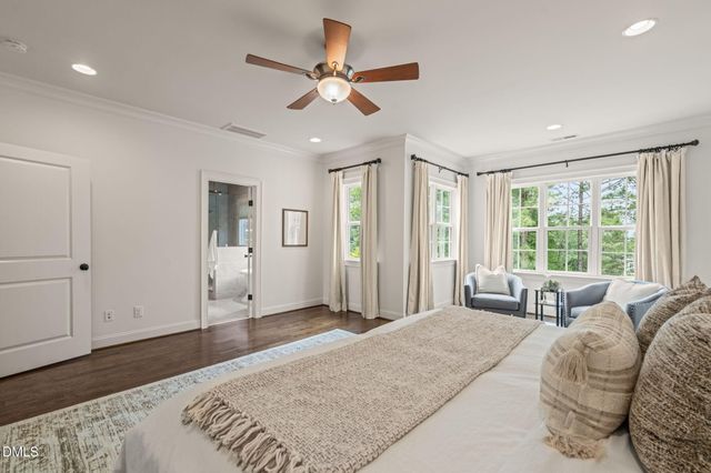 112 Honeyridge Lane, Holly Springs, NC 27540