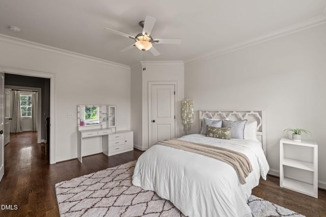 112 Honeyridge Lane, Holly Springs, NC 27540