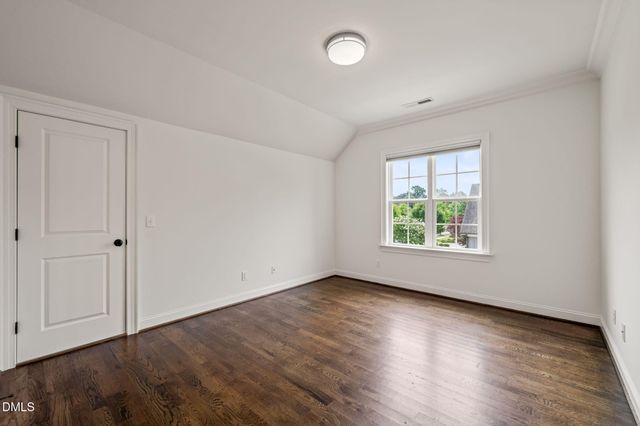 112 Honeyridge Lane, Holly Springs, NC 27540