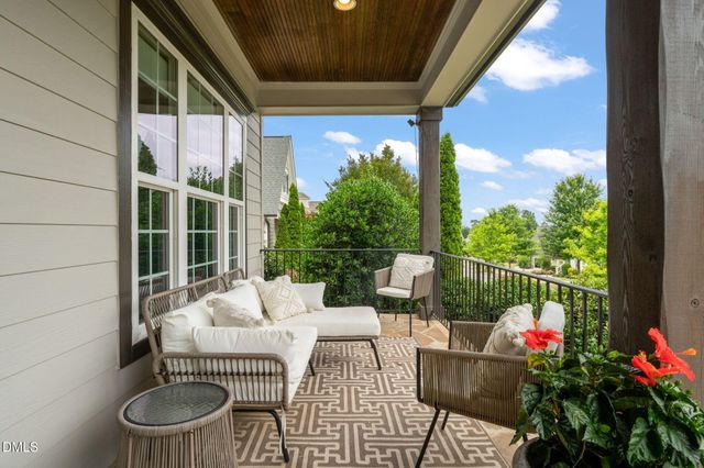 112 Honeyridge Lane, Holly Springs, NC 27540