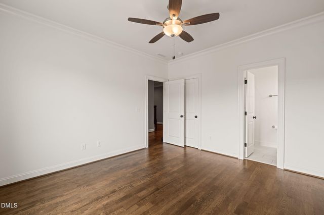 112 Honeyridge Lane, Holly Springs, NC 27540