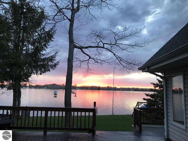 7969 E Cedar Lake Drive, Greenbush, MI 48738