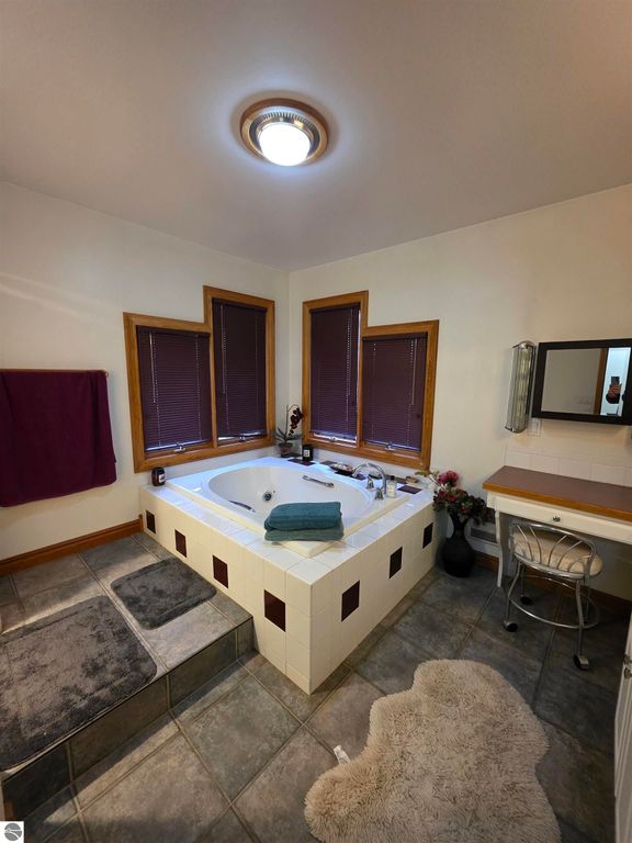 Image 12 of property listing at 7969 E Cedar Lake Drive, Greenbush, MI 48738