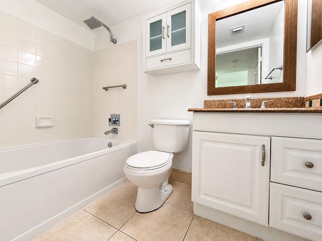 106 VILLA Circle 106, Boynton Beach, FL 33435