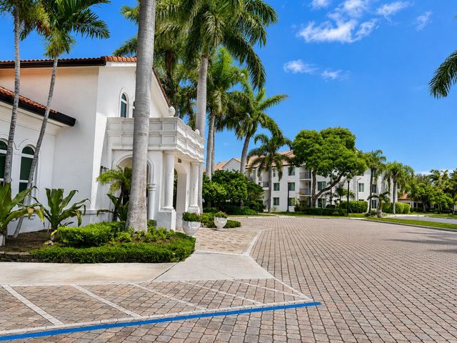 106 VILLA Circle 106, Boynton Beach, FL 33435