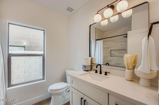 10580 E San Salvador Drive, Scottsdale, AZ 85258