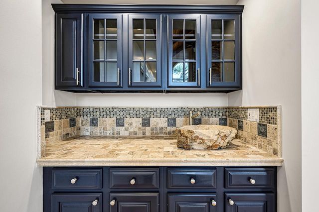 W277N3016 Rocky Point ROAD, Pewaukee, WI 53072