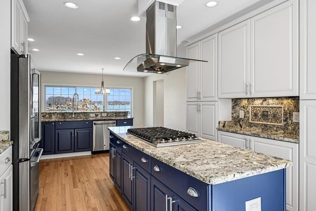 W277N3016 Rocky Point ROAD, Pewaukee, WI 53072