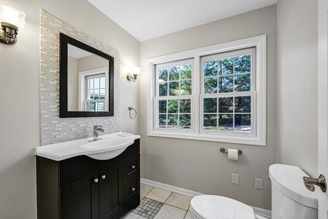 W277N3016 Rocky Point ROAD, Pewaukee, WI 53072