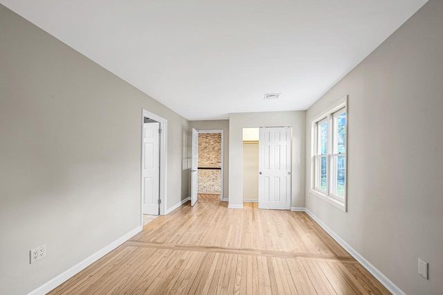 W277N3016 Rocky Point ROAD, Pewaukee, WI 53072