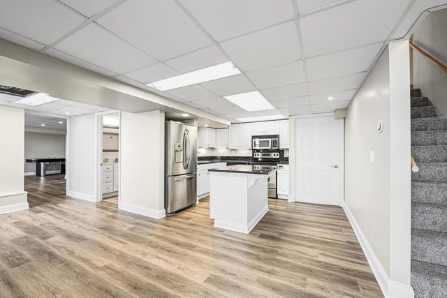 W277N3016 Rocky Point ROAD, Pewaukee, WI 53072