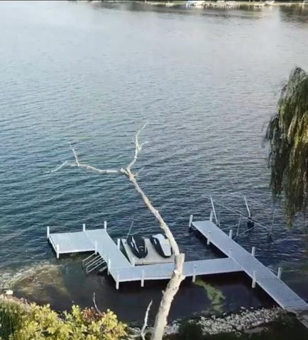 W277N3016 Rocky Point ROAD, Pewaukee, WI 53072